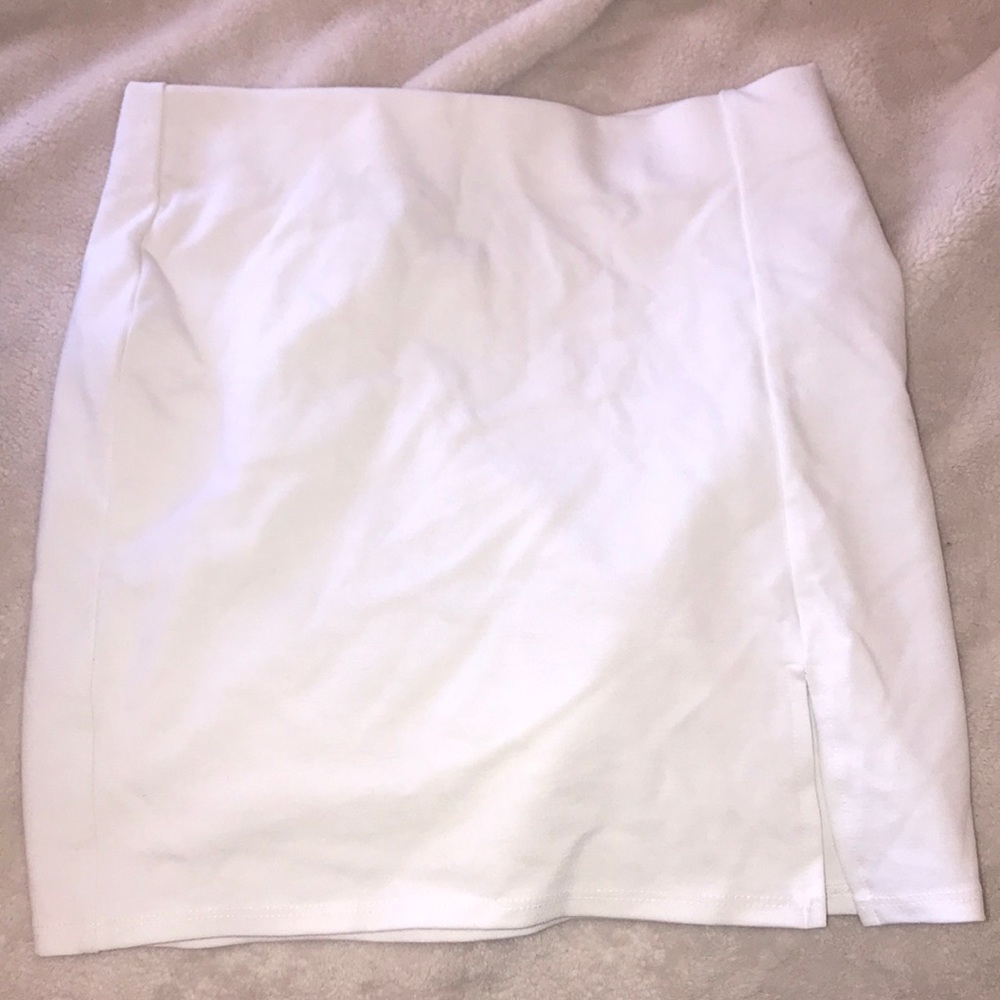 White Cute Mini Skirt🔥